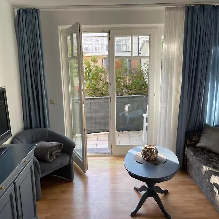 Haus Jahreszeiten Appartement 6 * Binz