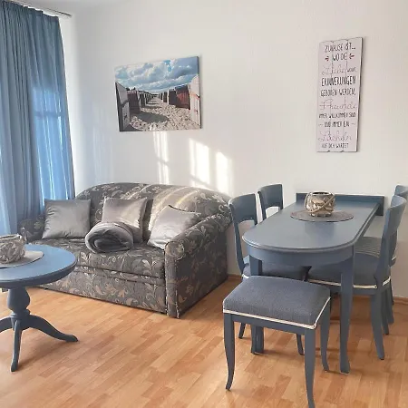 Haus Jahreszeiten Appartement 6 * Binz